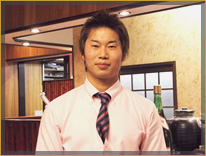 若富チーフマネージャー　金田